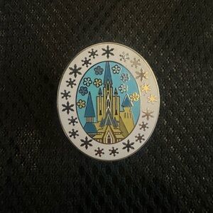 Arendelle Castle from Disney’s Frozen themed pin
